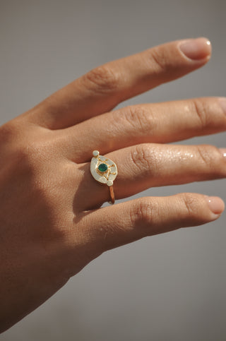 Good Juju Signet Ring - Green Agate