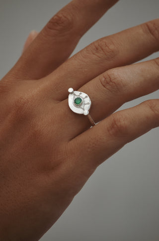 Good Juju Signet Ring - Green Agate