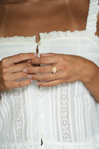 Good Juju Signet Ring - Moonstone